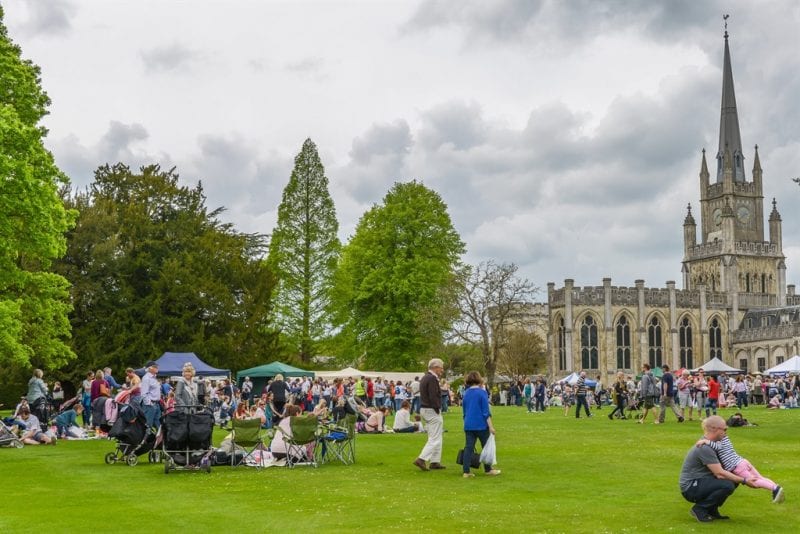 Record crowds flocked to the 2018 Garden Party to enjoy the beautiful gardens (photo Eddie Starck Photography)